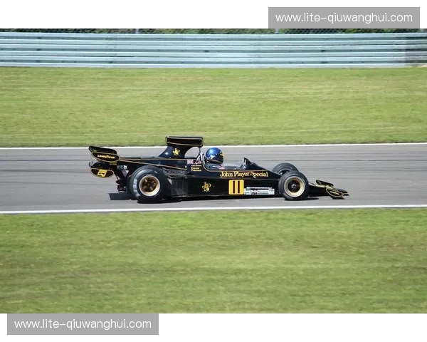 酷炫激燃!F1大奖赛进球集锦带你领略速度与激情的极致魅力 酷炫激燃!F1大奖赛进球集锦带你领略速度与激情的极致魅力